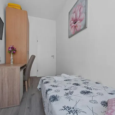 Apartment Flower