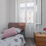 Flower Apartment *