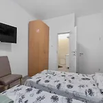 Apartment Flower *
